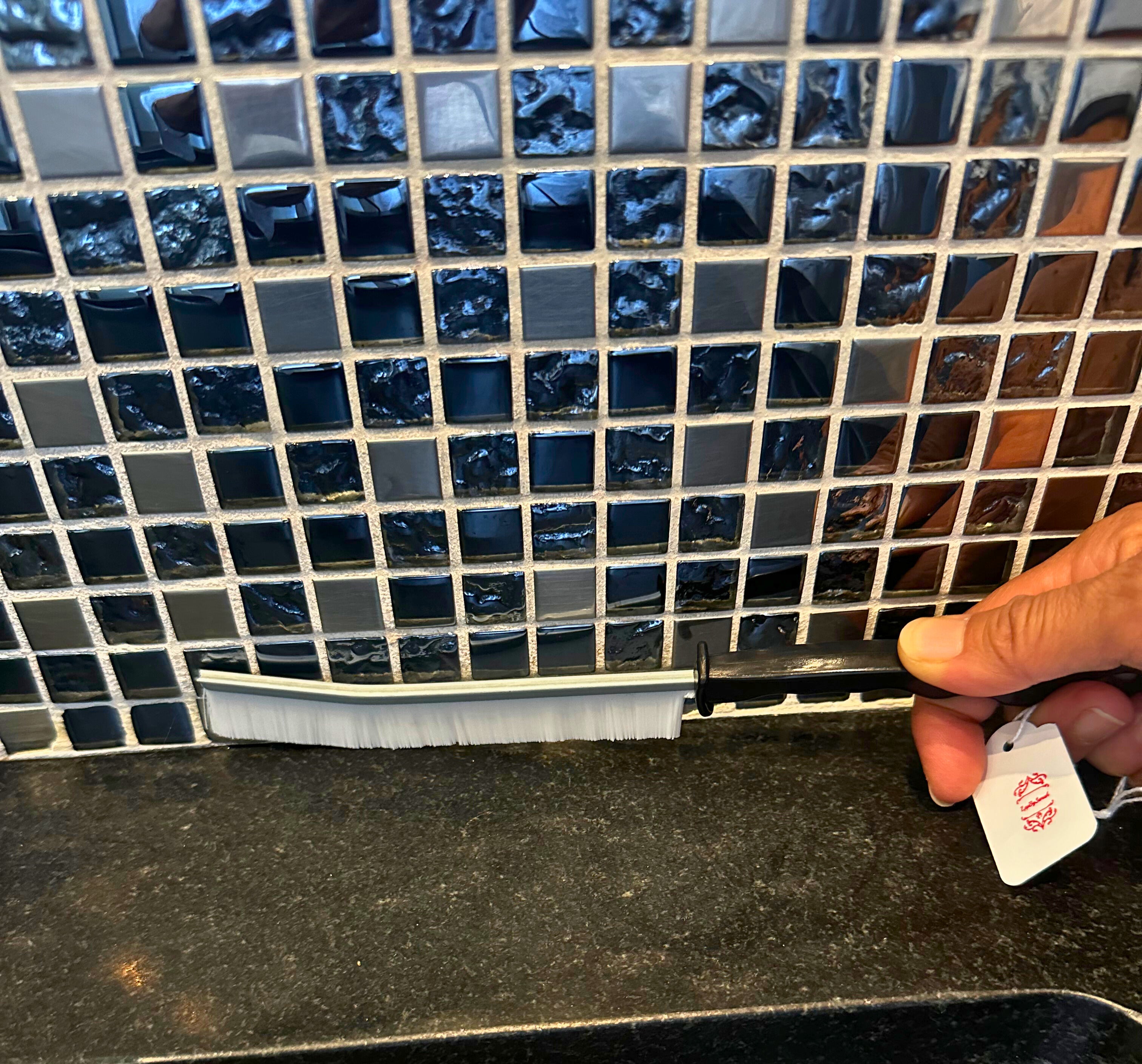 La Brosse à joints